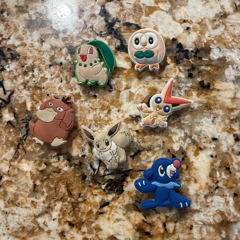 Pokemon 6 PC Croc Charms Jibitz